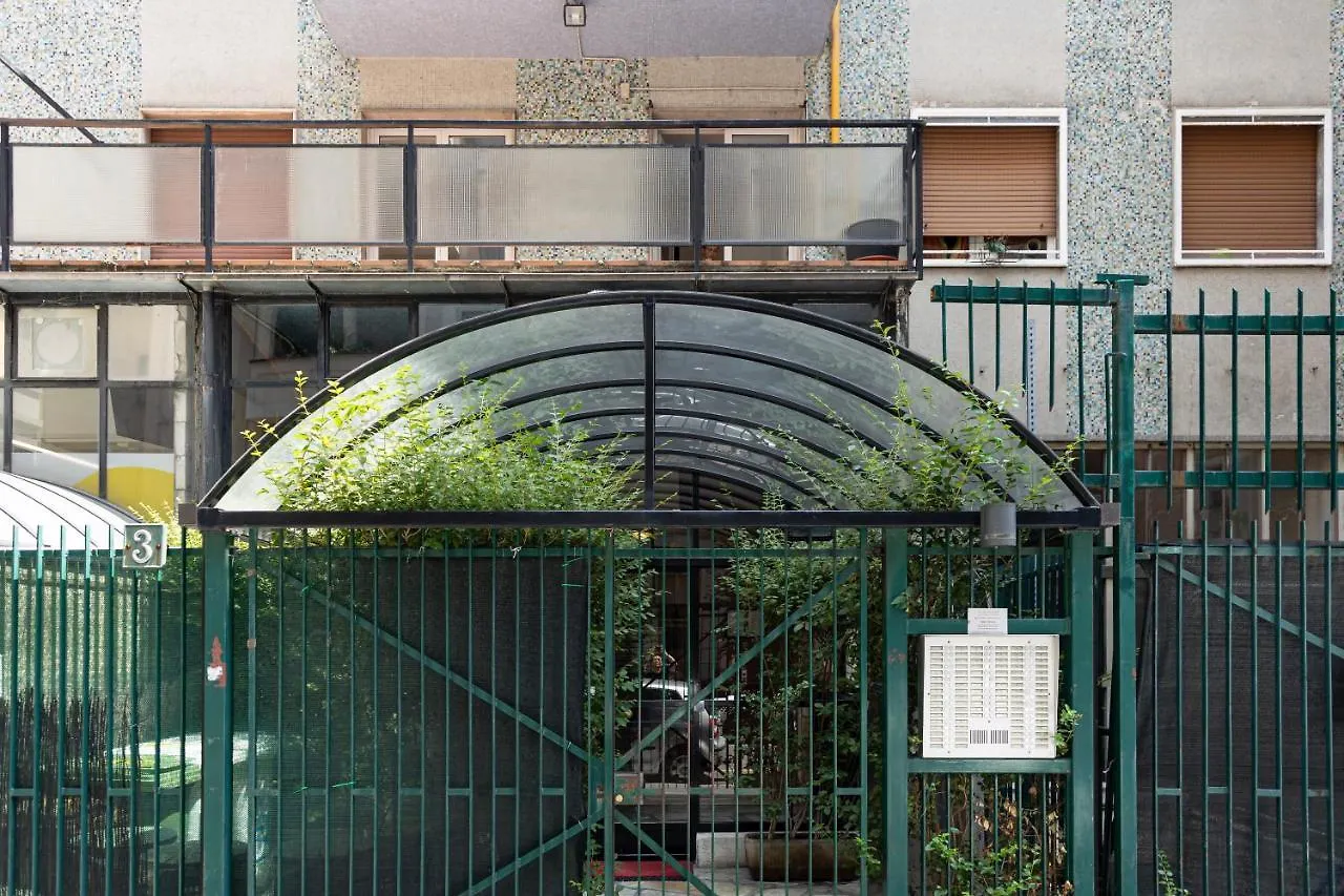 Accogliente Monolocale In Porta Romana Milan 0*,  Italy