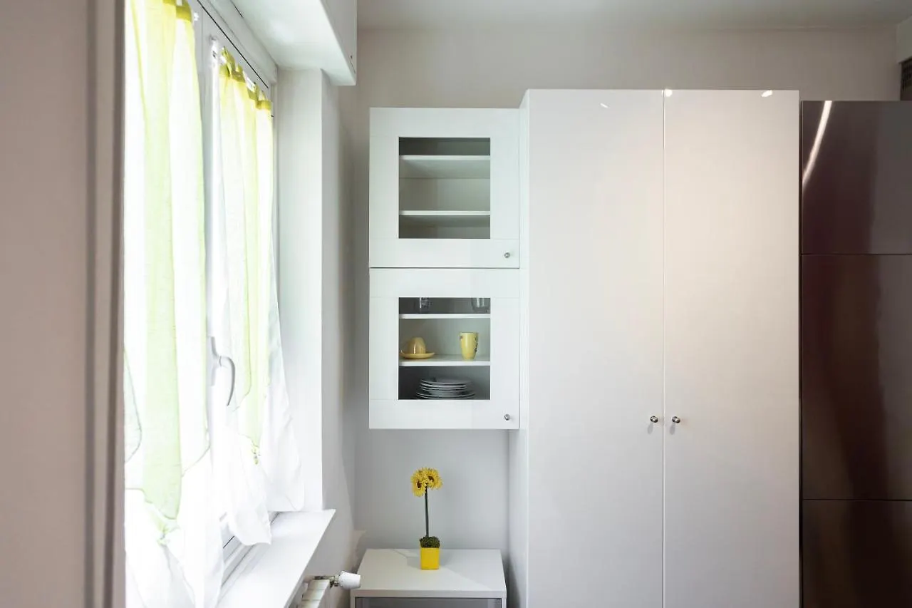 Accogliente Monolocale In Porta Romana Milan 0*,